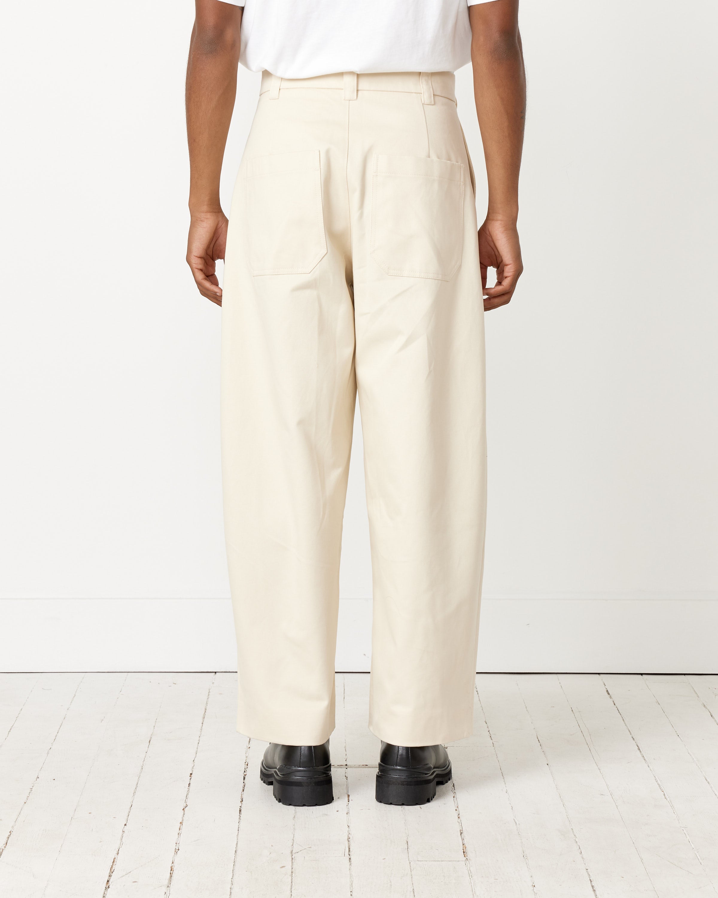 47300円STUDIO NICHOLSON PLEAT VOLUME PANT